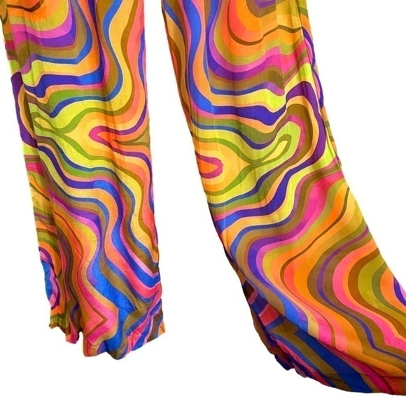 Wavy Psychedelic Rainbow Silk Crepe Wide Leg Resort Pants - O/S 🌈 - Picture 4 of 10